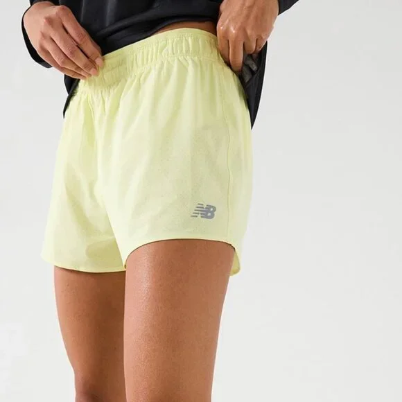 NEW BALANCE Womens L Activewear Running RC Seamless 3 Inch Breathable Shorts - Picture 1 of 8